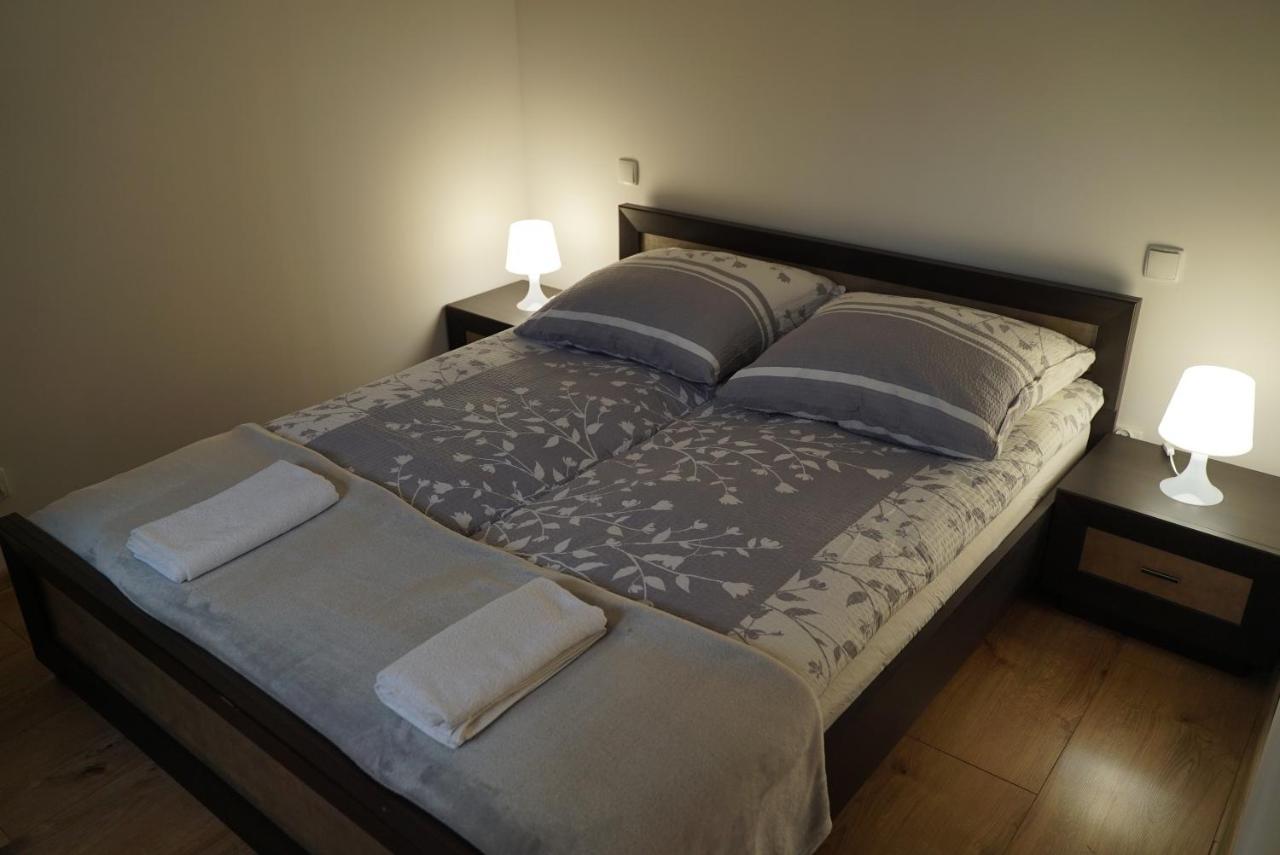 Apartament Naleczow Dom Pod Orzechami Екстер'єр фото